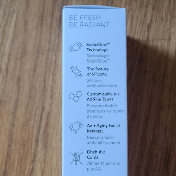 NWT PMD Smart Facial Cleansing Device - Picture 5 of 7